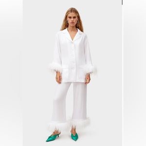 White Sleeper Party Pajamas Double Feathers Set